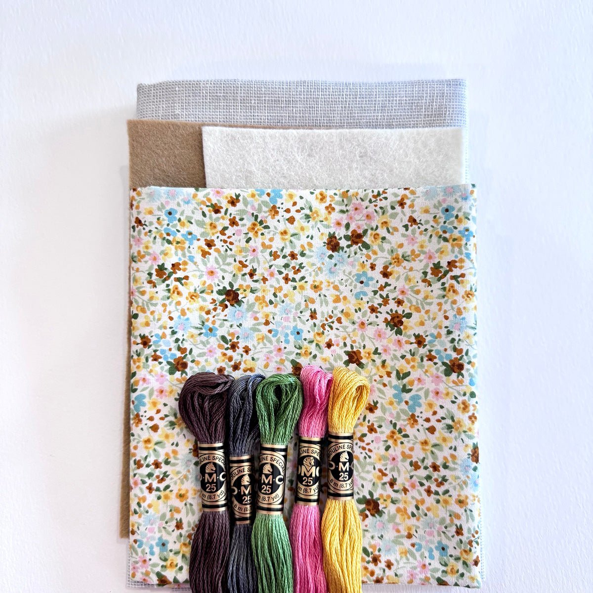 Baskets & Bunnies Easter Bag Kit - Amy Kallissa