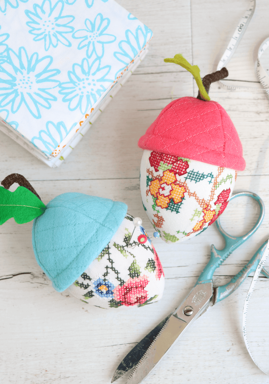Acorn Pincushion Pattern - Amy Kallissa