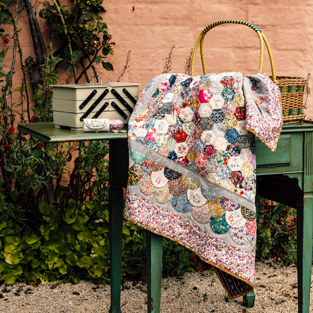 Making the Daisy Hexies Quilt - Amy Kallissa