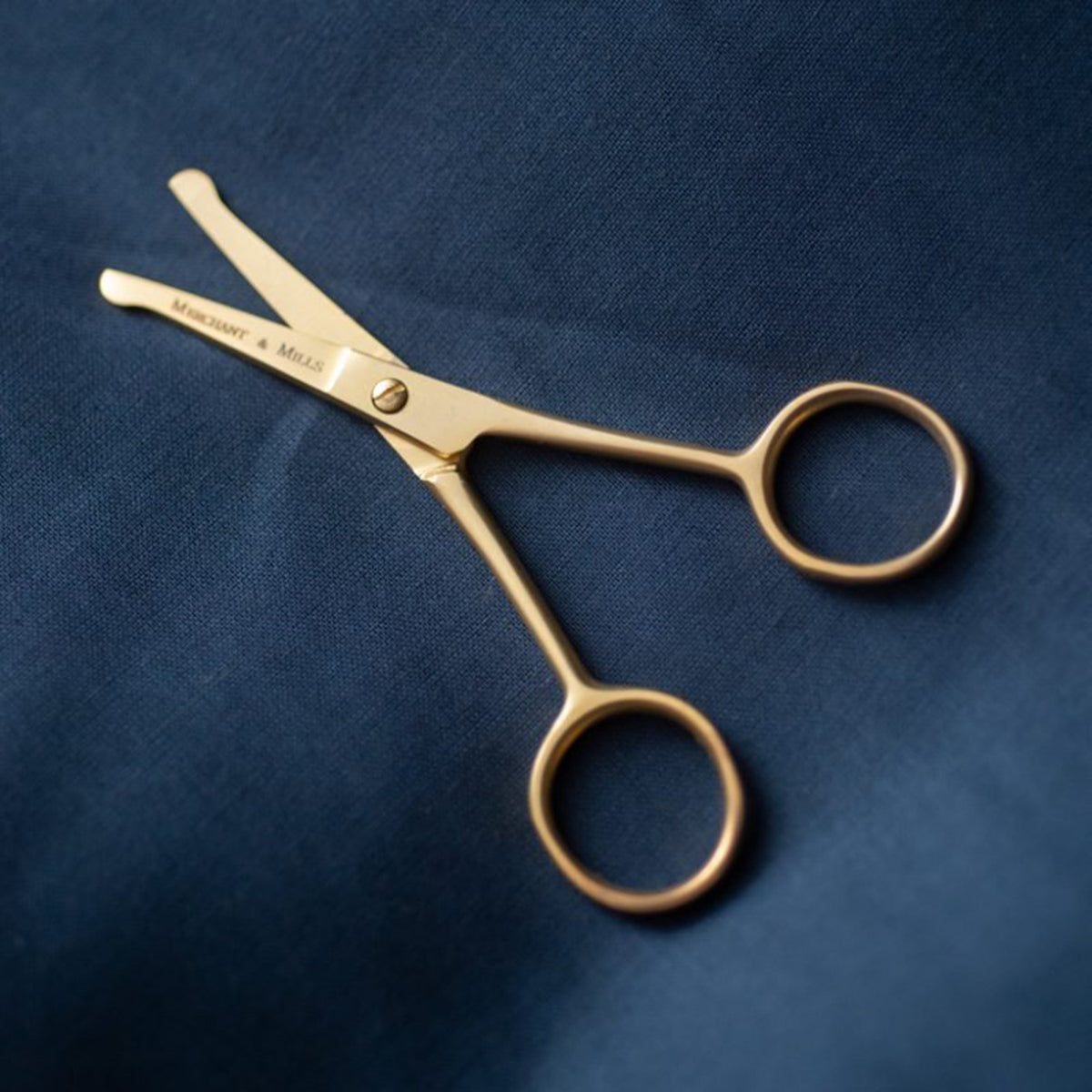Short Blade Safety Scissors - Gold Edition